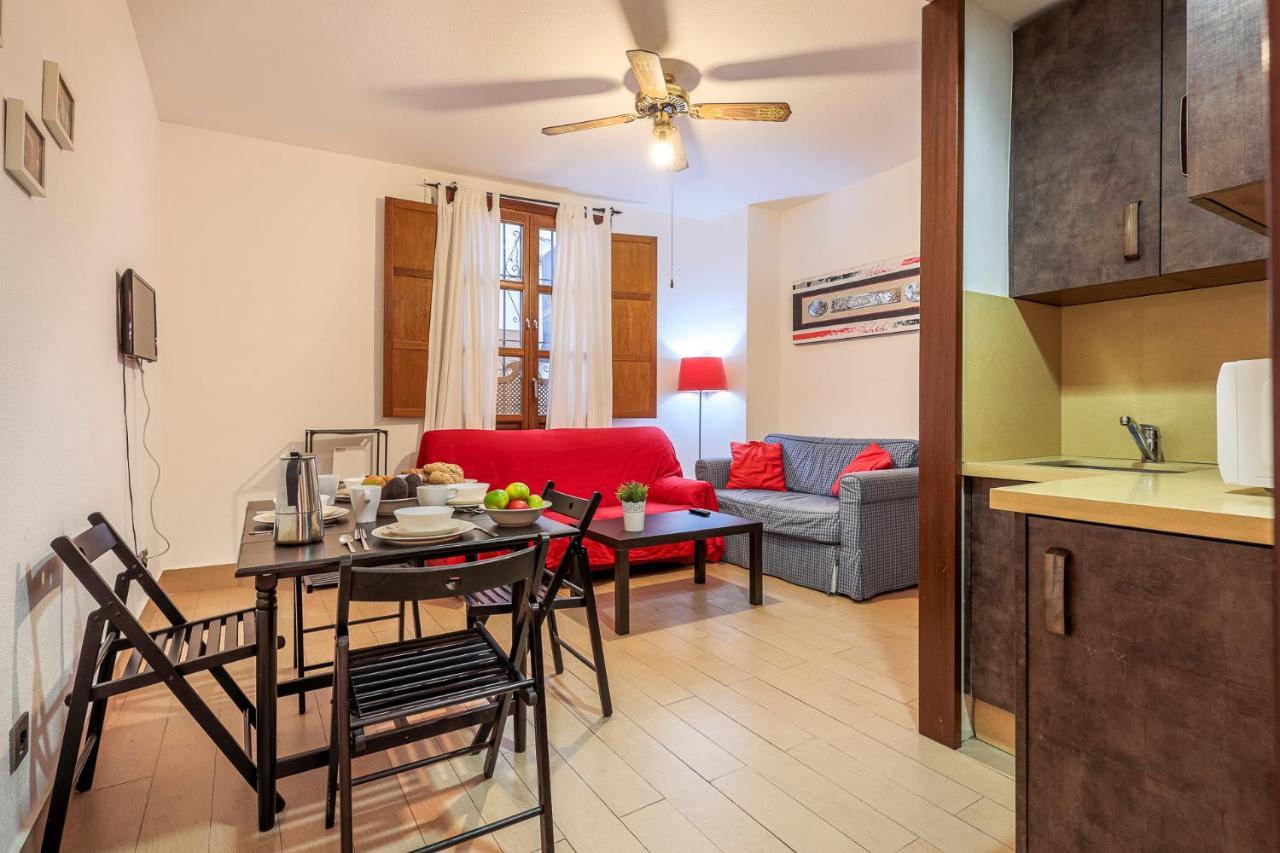 Ferienwohnung Susona - Oasis De Paz En Barrio Santa Cruz Sevilla Exterior foto