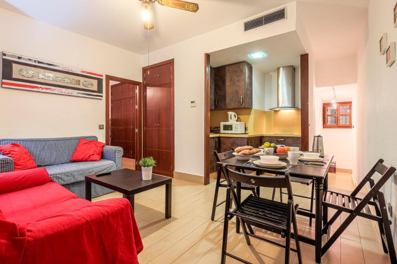 Ferienwohnung Susona - Oasis De Paz En Barrio Santa Cruz Sevilla Exterior foto